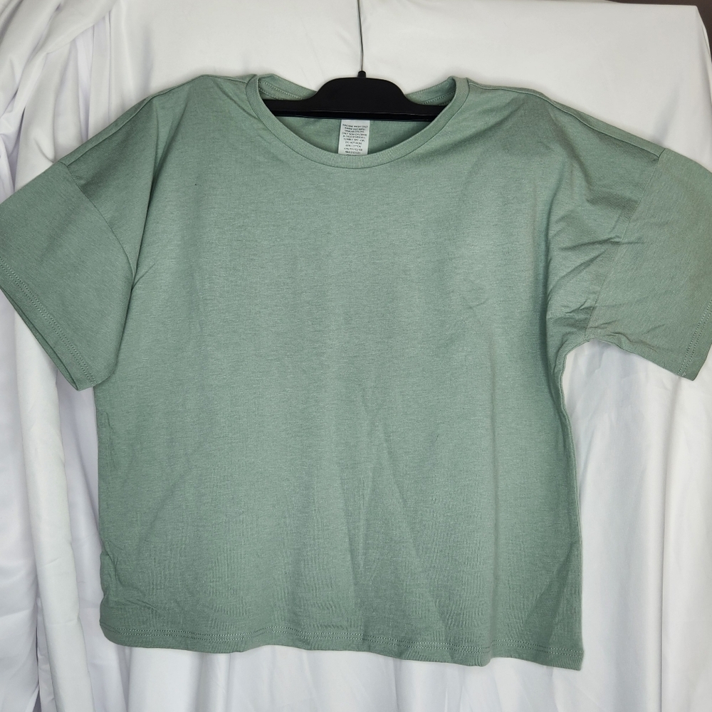 Matcha Green Short Sleeve Crop Tee